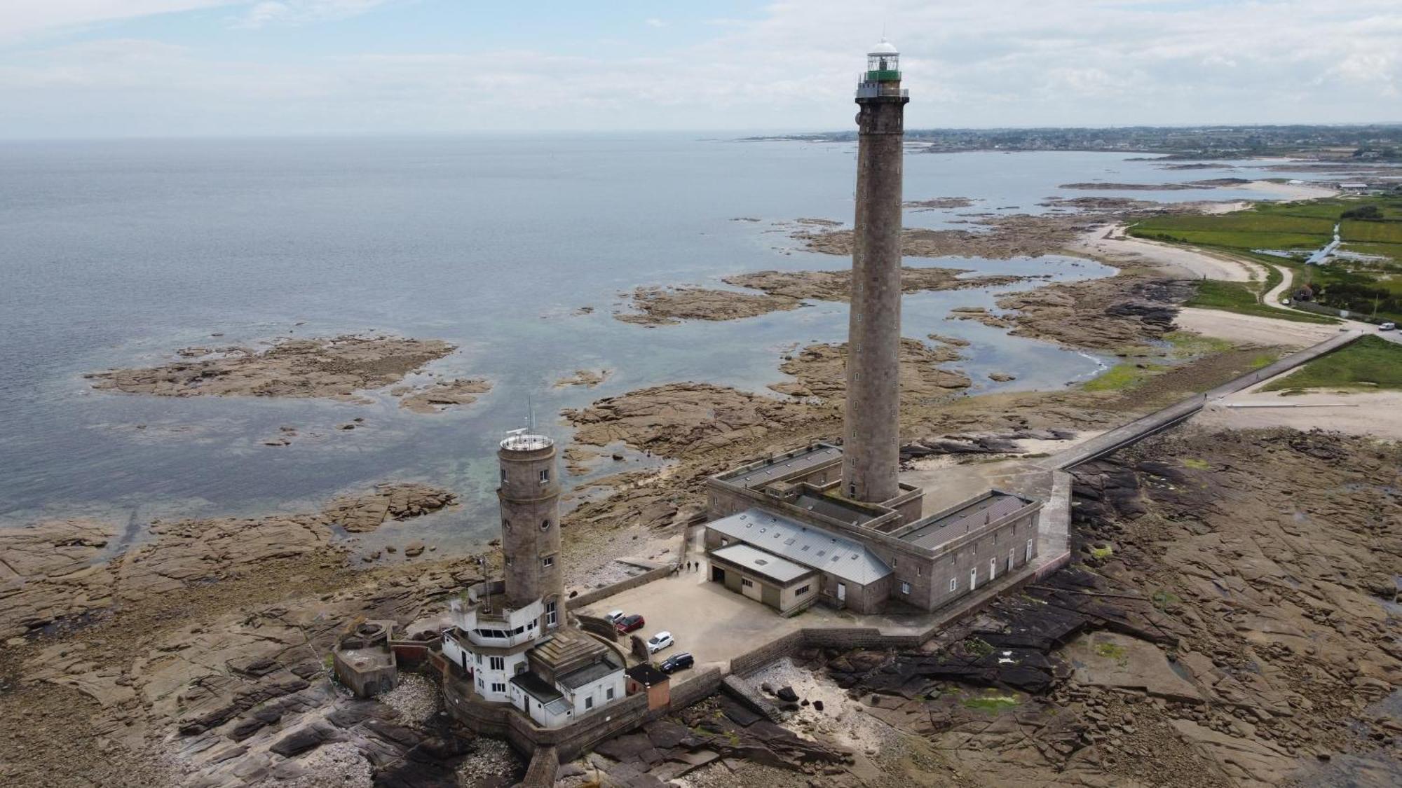Aux Portes De La Hougue Quettehou 外观 照片